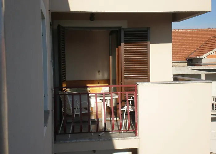 Apartments & Room Diana